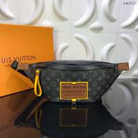 LV包 lv腰包 M45220 Discovery腰包 Gaston Labels系列 LV限量版款腰包  ydh3523