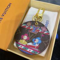 LOUIS VUITTON專櫃新款包包 路易威登Illustre Vivienne Funfair Xmas包飾 LV動物印花鑰匙扣  ydh4045