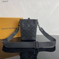Lv路易威登2023專櫃新款Noé單肩包 LV黑色壓花皮抽繩肩背男包 M82248 ydh5076