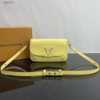 Lv路易威登2023專櫃新款Buci手袋 LV水波紋單肩斜挎女包 M22618 ydh5227