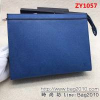 路易威登LV頂級原單 M30575路易威登PochetteVoyage手袋原版複刻手拿包 ZY1057