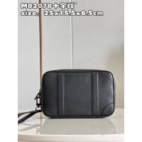 LV專櫃2023新款Pochette Kasai手包 M82078十字紋 路易威登黑色全皮男士手拿包 dn1285