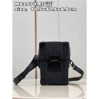LV專櫃2023新款Vertical Trunk迷你手袋 M82070黑壓花 路易威登小斜挎包手機包 dn1375