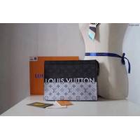 lv手包 POCHETTE VOYAGE中號手袋 M63039 2018春夏時裝秀 Split系列 lv男士手拿包  lvqb1245