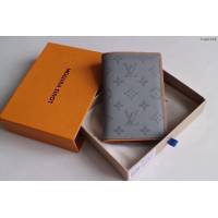 lv護照夾 M62089 路易威登Monogram Titanium灰色帆布護照夾 lv護照套  lvqb1305