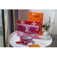 lv化妝包 TOILET POUCH XL盥洗袋 M68137 lv鏈條小挎包  lvqb1375