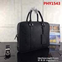 普拉達PRADA原單 最新款2VE363克色原單荔枝紋男士公事包官網同步 PHY1543