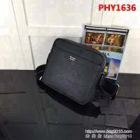 普拉達PRADA原單 PRADA最新款2VH014克色 男士單肩斜挎包 官網同步 PHY1636