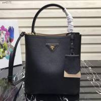prada女包 普拉達專櫃最新款手提肩背包 1BA212 Prada Double Saffiano皮革手袋 Prada進口牛皮水桶包  pyd2172