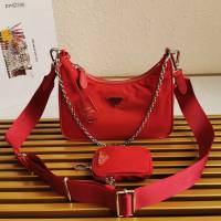 prada女包 普拉達2020新款nylon Hobo手拎包 時尚百搭 prada腋下包 1BH204 Prada單肩斜挎包  pyd2395