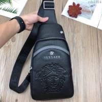 VERSACE男包 2018新款 实物拍摄 范思哲胸包 黑色 6011  rdn1014
