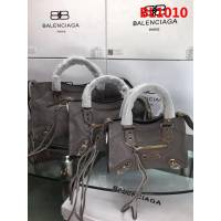 BALENCIAG巴黎世家 新款 小金釘 原版義大利進口山羊皮 手提單肩斜挎包  BL1010