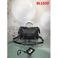 BALENCIAG巴黎世家 原單品質 經典代表作機車包 山羊皮銀邊款 可手提單肩斜跨  BL1050