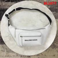BALENCIAG巴黎世家 新品獨家發售 專櫃同步更新 帆布胸包腰包  BL1077