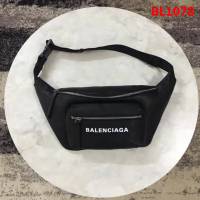 BALENCIAG巴黎世家 新品獨家發售 專櫃同步更新 帆布胸包腰包  BL1078