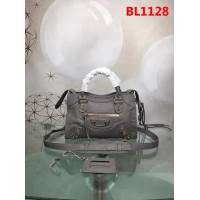 BALENCIAG巴黎世家 原版義大利進口山羊皮 小金釘 單肩斜挎包  BL1128