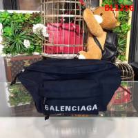 BALENCIAG巴黎世家 專櫃同步更新 帆布胸包腰包 簡約兩用包  BL1256