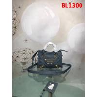 BALENCIAG巴黎世家 原版義大利進口山羊皮 小金釘 可單肩斜挎  BL1300