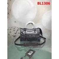 BALENCIAG巴黎世家 經典款 義大利進口原版油蠟頭層牛皮 古銅釘黑色 時尚百搭 手提肩背斜挎包  BL1306