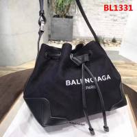 BALENCIAG巴黎世家 帆布抽帶水桶包 帆布配牛皮 抽帶開合 配子母袋 全網最高品質  BL1331