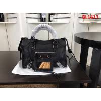 BALENCIAG巴黎世家 原單品質 經典機車 原版山羊皮銀邊 包邊五金款 手提肩背斜挎包  BL1413
