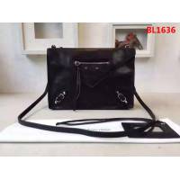 BALENCIAG巴黎世家 信封包 大號 可當手包可斜挎  BL1636