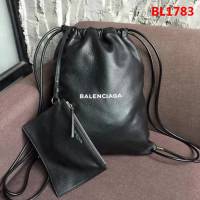 BALENCIAG巴黎世家 進口小牛皮材質 雙肩背包 抽繩開合袋口  BL1783
