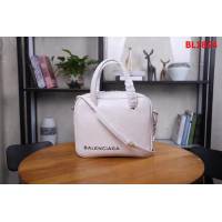 BALENCIAG巴黎世家 超暴款包包 摔紋牛皮手提跨包  BL1854