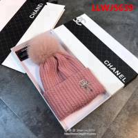 CHANEL香奈兒 最新帽子圍脖兩用毛球針織帽 LLWJ5639