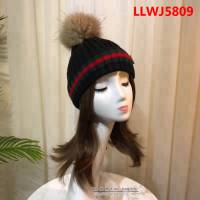 GUCCI古馳 三條杆古琦水鑽搭配狐狸毛球 卷邊毛線針織帽 LLWJ5809