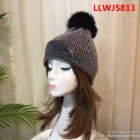 CHANEL香奈兒 高端款 五角星香奈兒水鑽搭配狐狸毛球 毛線針織帽 LLWJ5813