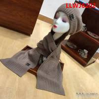 CHANEL香奈兒 2017淑女款 原單兔絨帽子圍巾套裝 LLWJ6202