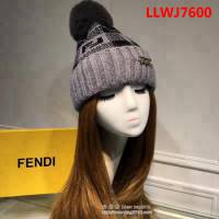 FENDI芬迪 跑量款 新款加厚加絨保暖兔絨毛線帽 LLWJ7600