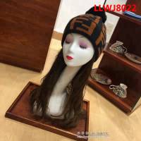 FENDI芬迪 爆款 水貂絨配大毛球 原單帽子 LLWJ8022