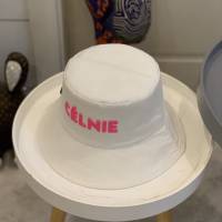 CELINE新品女士帽子 賽琳立體彩虹字母炫彩系列漁夫帽  mm1621