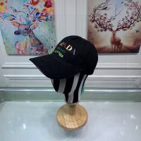 Prada男女同款帽子 普拉達字母刺繡鴨舌帽棒球帽  mm1733
