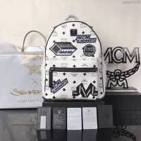 MCM雙肩背包 原單 小號5816 Victory Patch Stark雙肩包 Visetos塗層帆布 多彩貼花裝飾 MCM女後背包  mdmc1138