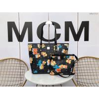 MCM女包 原單 Essential頂部拉鏈購物包 花卉圖案 MCM手提袋 MCM女單肩包  mdmc1313
