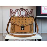 MCM女包 原單 6236打釘 MCM新品 Patricia風琴式郵差包 MCM手提包 女手拎包 MCM單肩斜挎包  mdmc1354