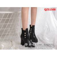 CHANEL香奈兒 牛皮面 高跟厚底 珍珠鬆緊短靴 QZS1508