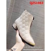 CHANEL香奈兒 經典款式 羊皮 時尚百搭 女短靴  QZS1983