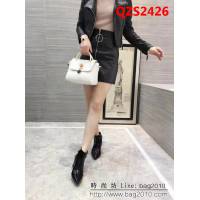 CHANEL香奈兒 代購正品 羊皮拼色中跟短靴 2018新款短筒女靴 QZS2426