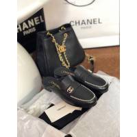 Chanel女鞋 香奈兒2020春夏頂級涼鞋系列 大扣小珍珠 Chanel爆款休閒女單皮鞋  naq1312