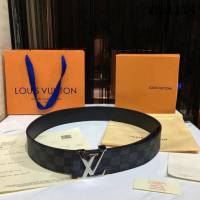 路易威登LV 全新款式  LV INITIALES 腰帶 格紋帆布 男士皮帶  xfp1114