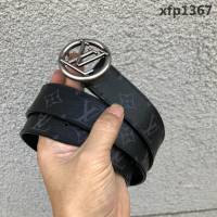 路易威登LV  M9932Q LVCIRCLE腰帶 飾有圓形LV logo 風格陽剛 時尚百搭款男士皮帶  xfp1367