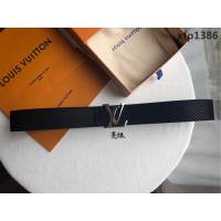 路易威登LV 原單品質 入春經典單品 Made in Spain絨面腰帶 M6875 專櫃最新版型金屬扣 男士皮帶  xfp1386