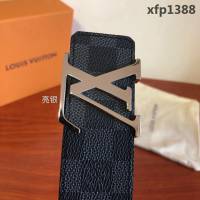 路易威登LV 原單品質 經典黑棋盤格 百搭款男士皮帶 M9808  xfp1388