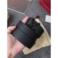 LV皮帶 經典LV腰帶系列 路易威登壓紋牛皮男士腰帶  xfp2111