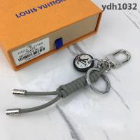 路易威登LV 頂級原單 M67224灰色 LEATHER ROPE 鑰匙扣 亦可用作包飾  ydh1032