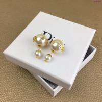 Dior飾品 迪奧經典熱銷款珍珠耳環  zgd1094